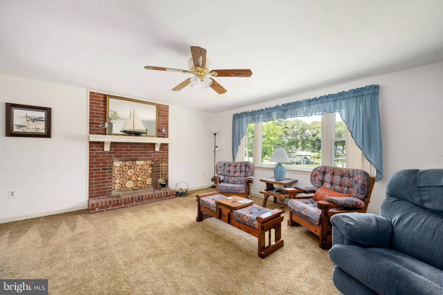 279 Harbor Dr photo 27
