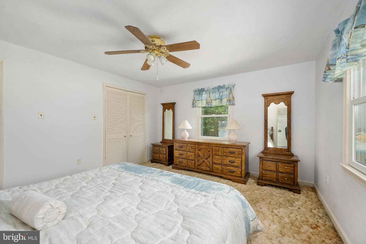 279 Harbor Dr photo 34