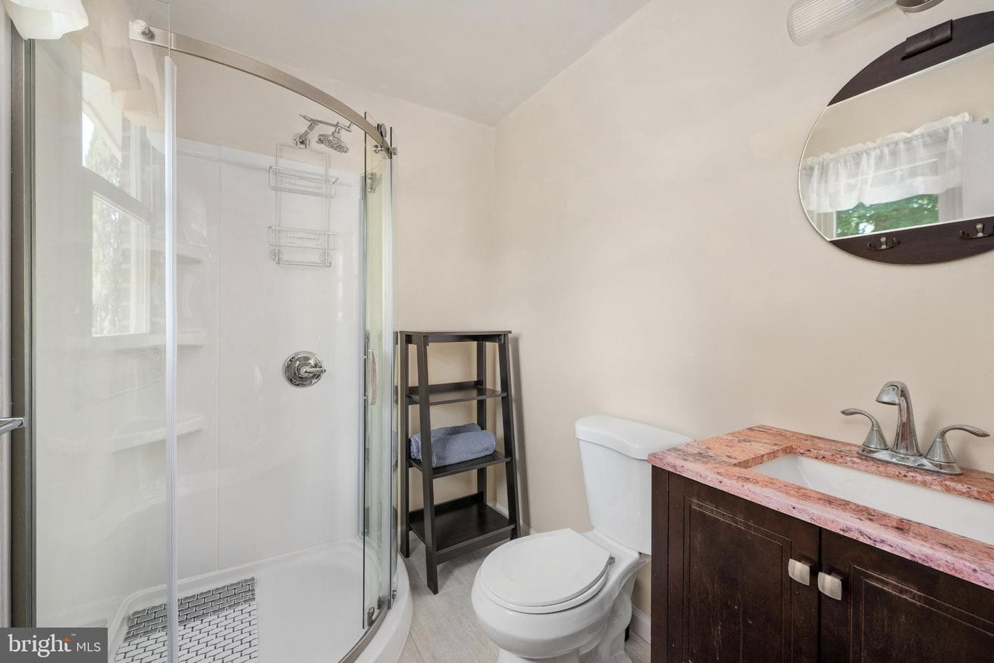 279 Harbor Dr photo 35