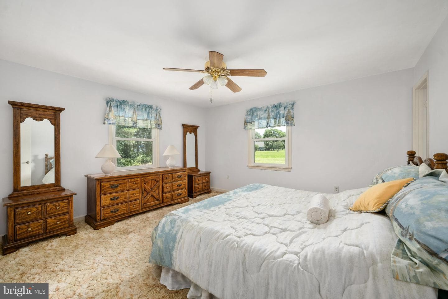 279 Harbor Dr photo 38