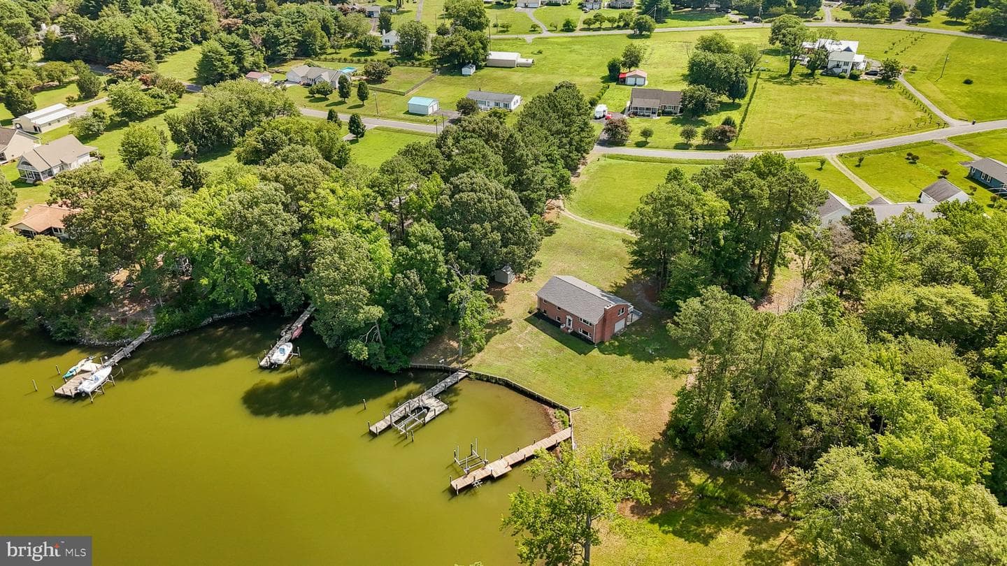 279 Harbor Dr photo 76