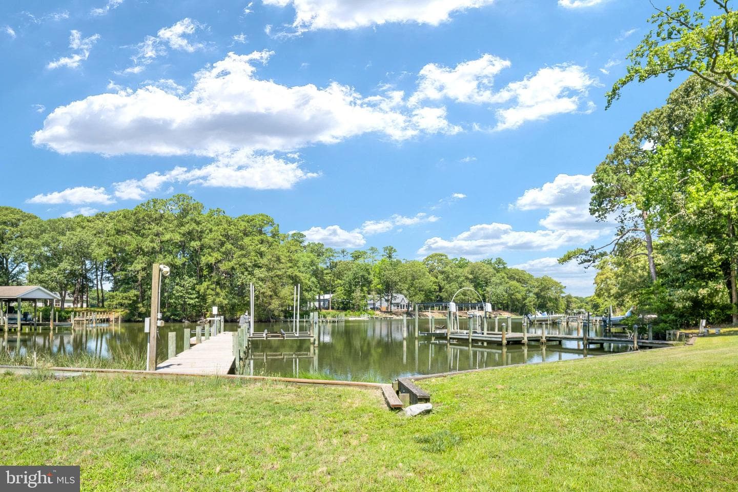 279 Harbor Dr photo 84