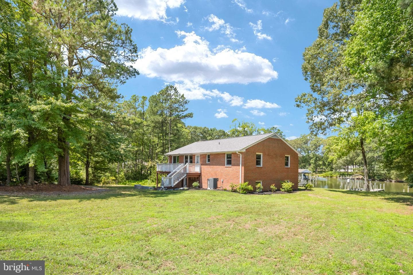 279 Harbor Dr photo 90