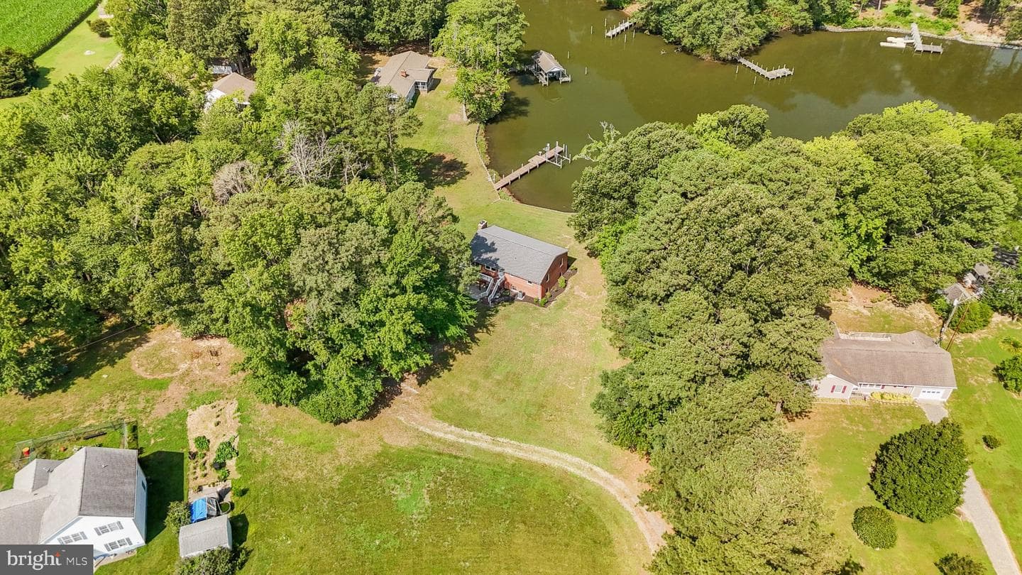 279 Harbor Dr photo 92