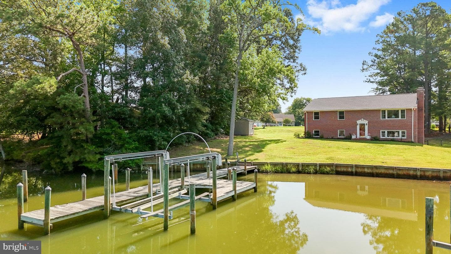279 Harbor Dr photo 94