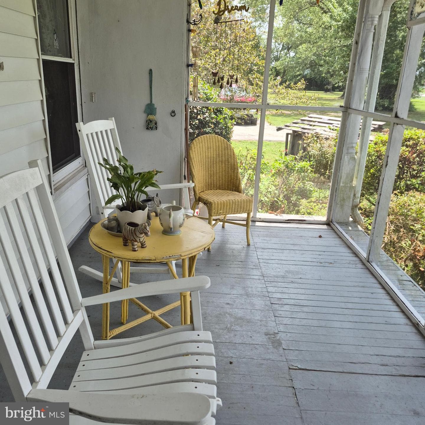 489 Fairport Road photo 23