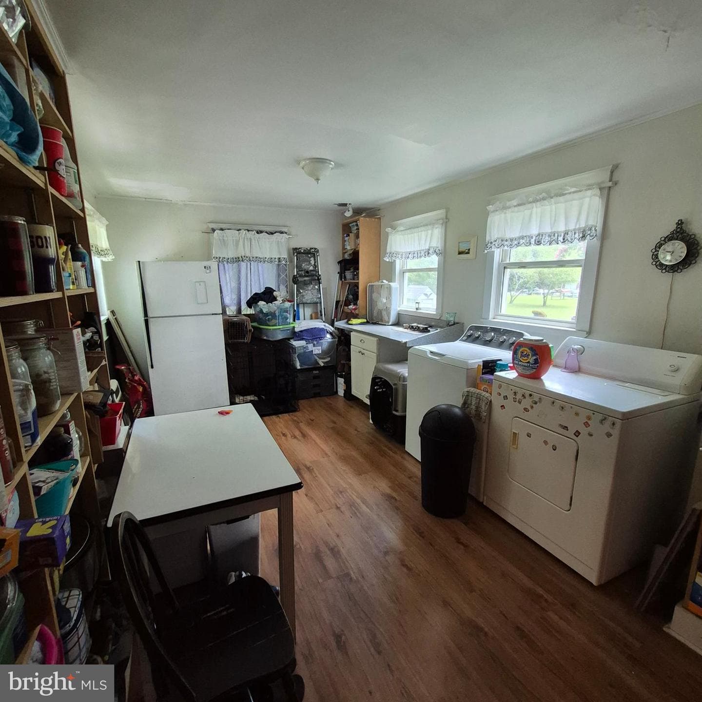 489 Fairport Road photo 4