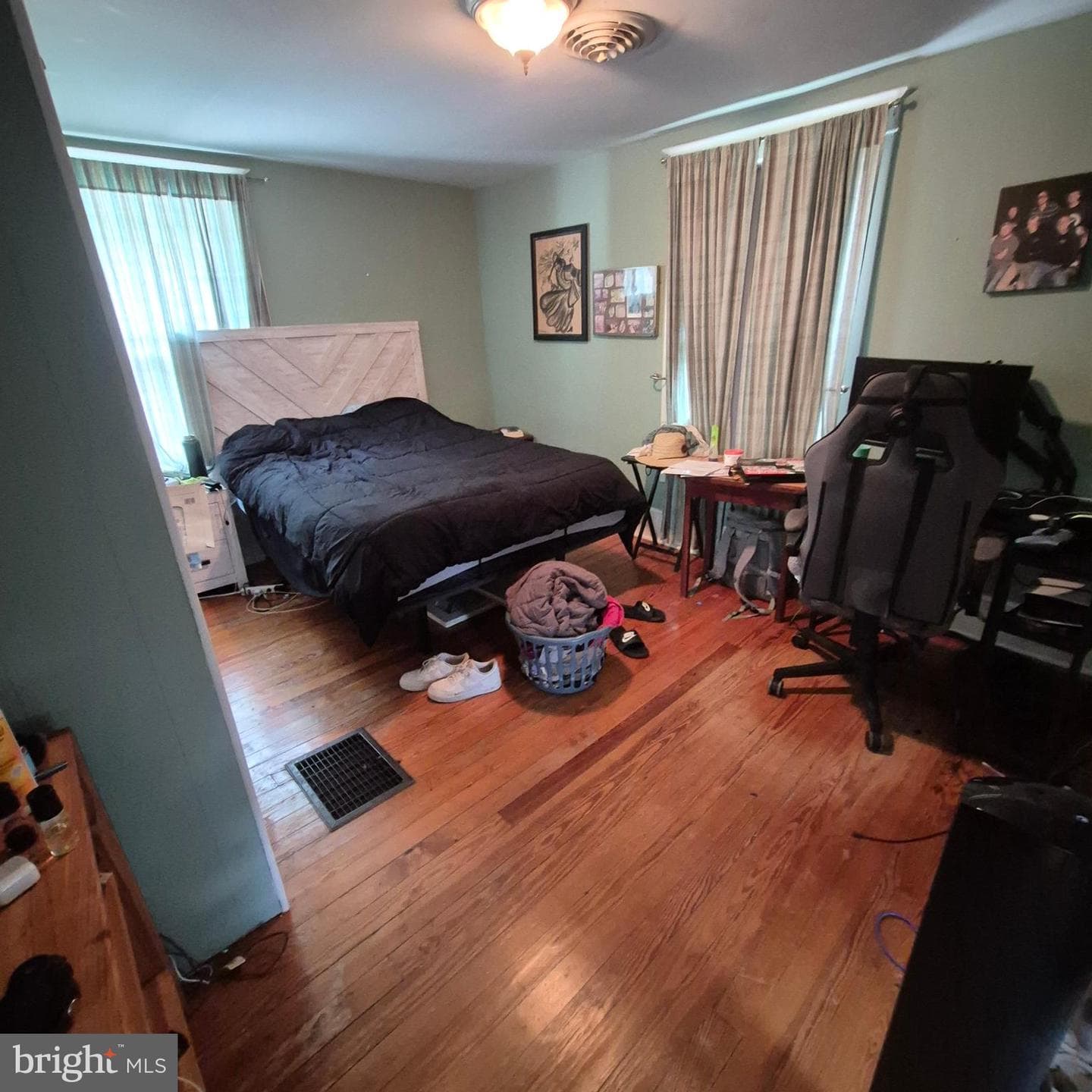 489 Fairport Road photo 8