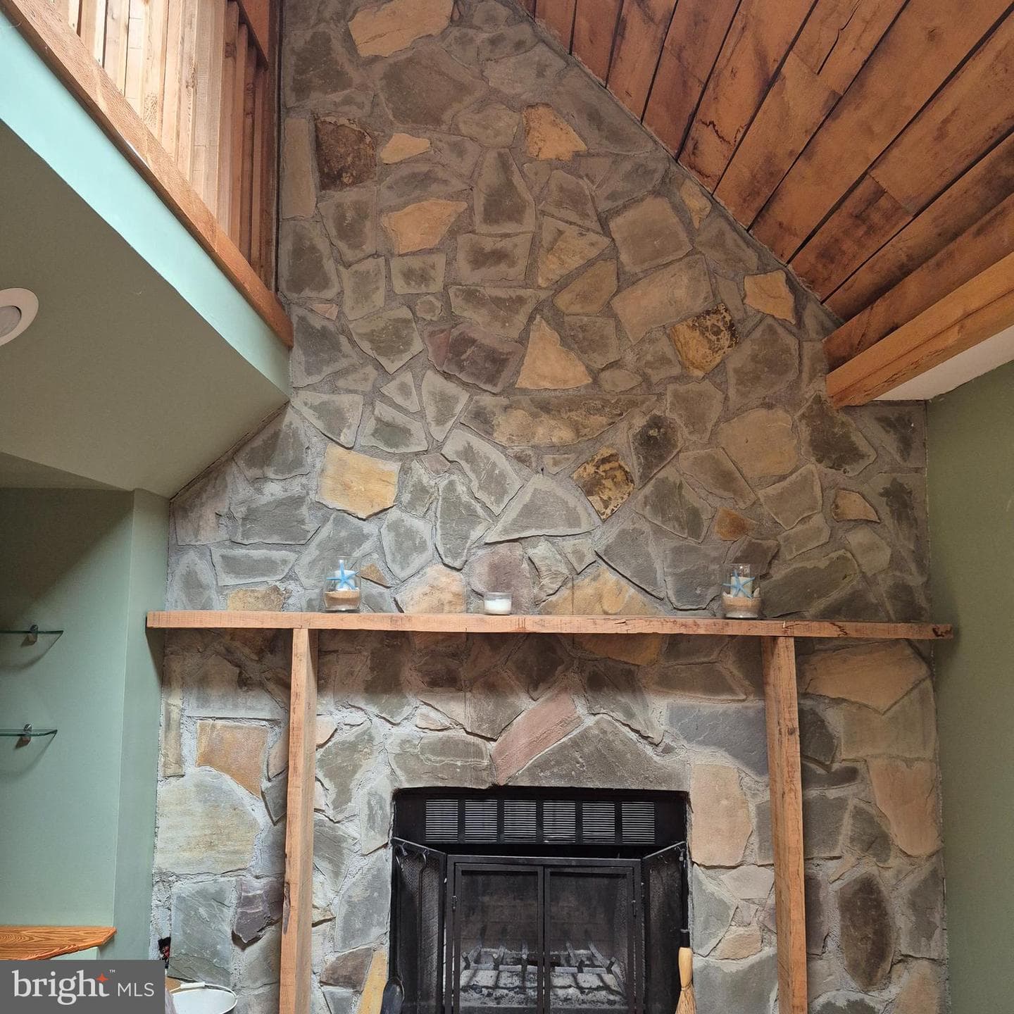 90 E Fountain Lane photo 2