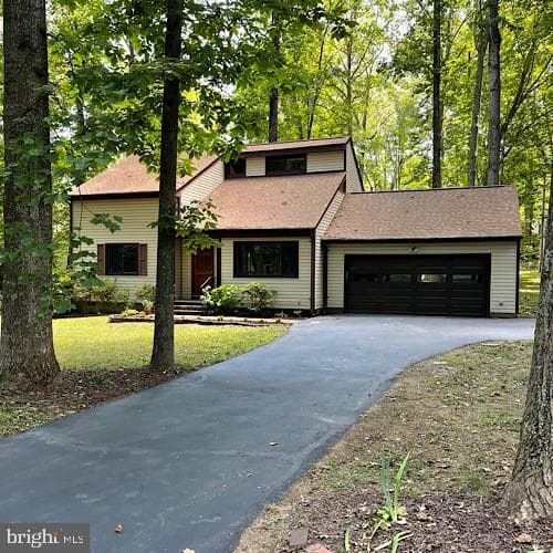 1503 Lakeview Parkway