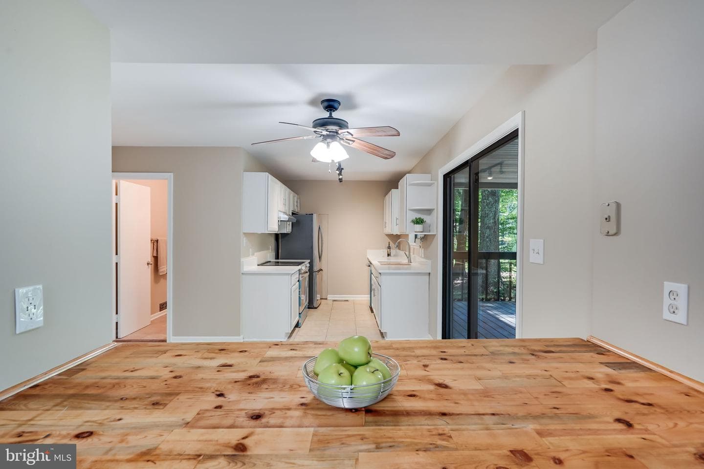 1503 Lakeview Parkway photo 10