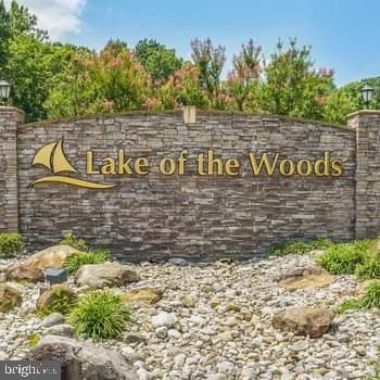 1503 Lakeview Parkway photo 27
