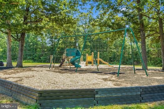1503 Lakeview Parkway photo 32