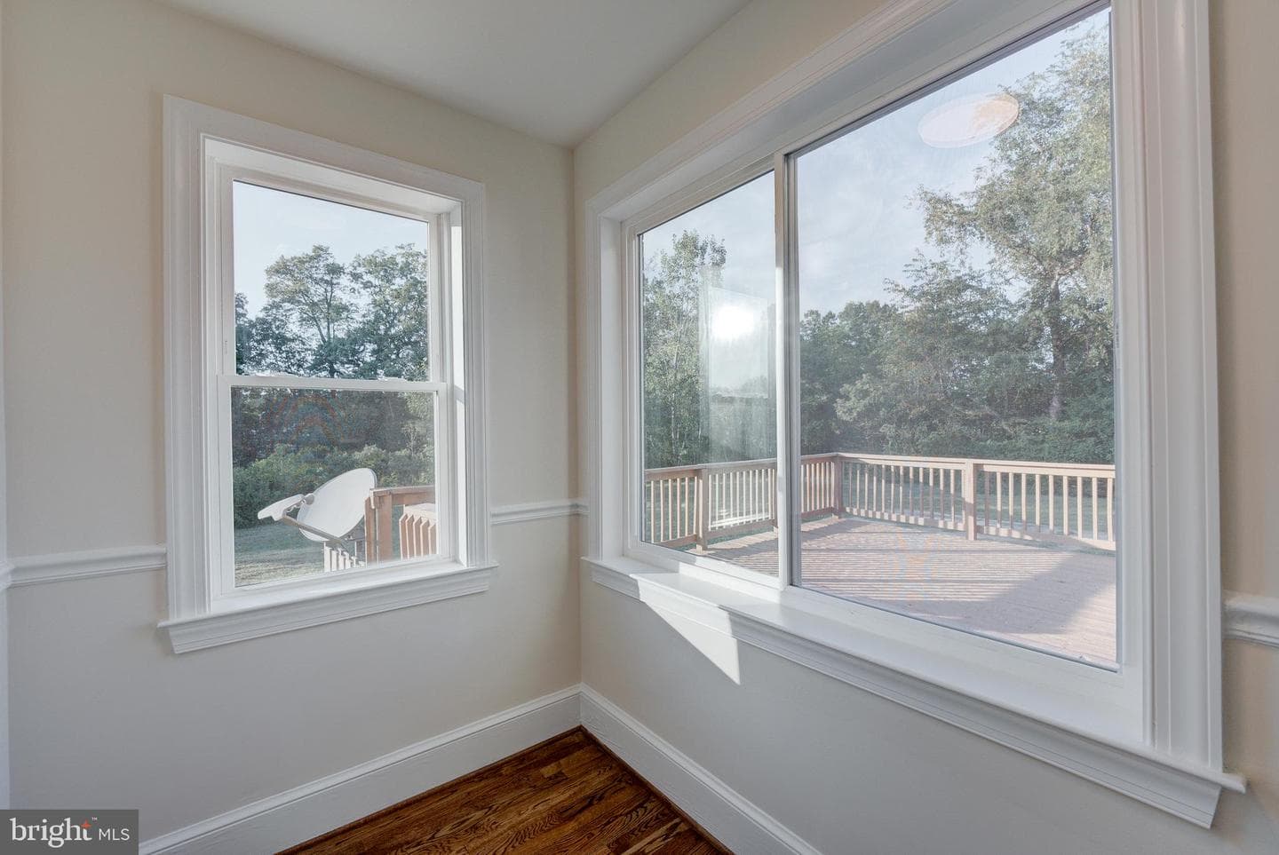 24049 Village Road photo 18