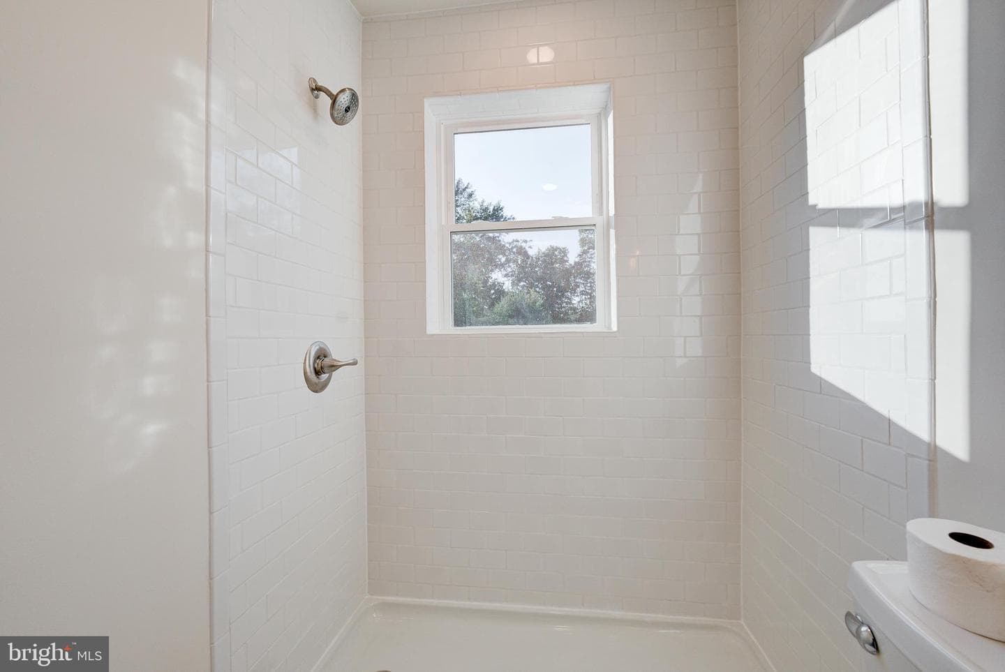 24049 Village Road photo 21