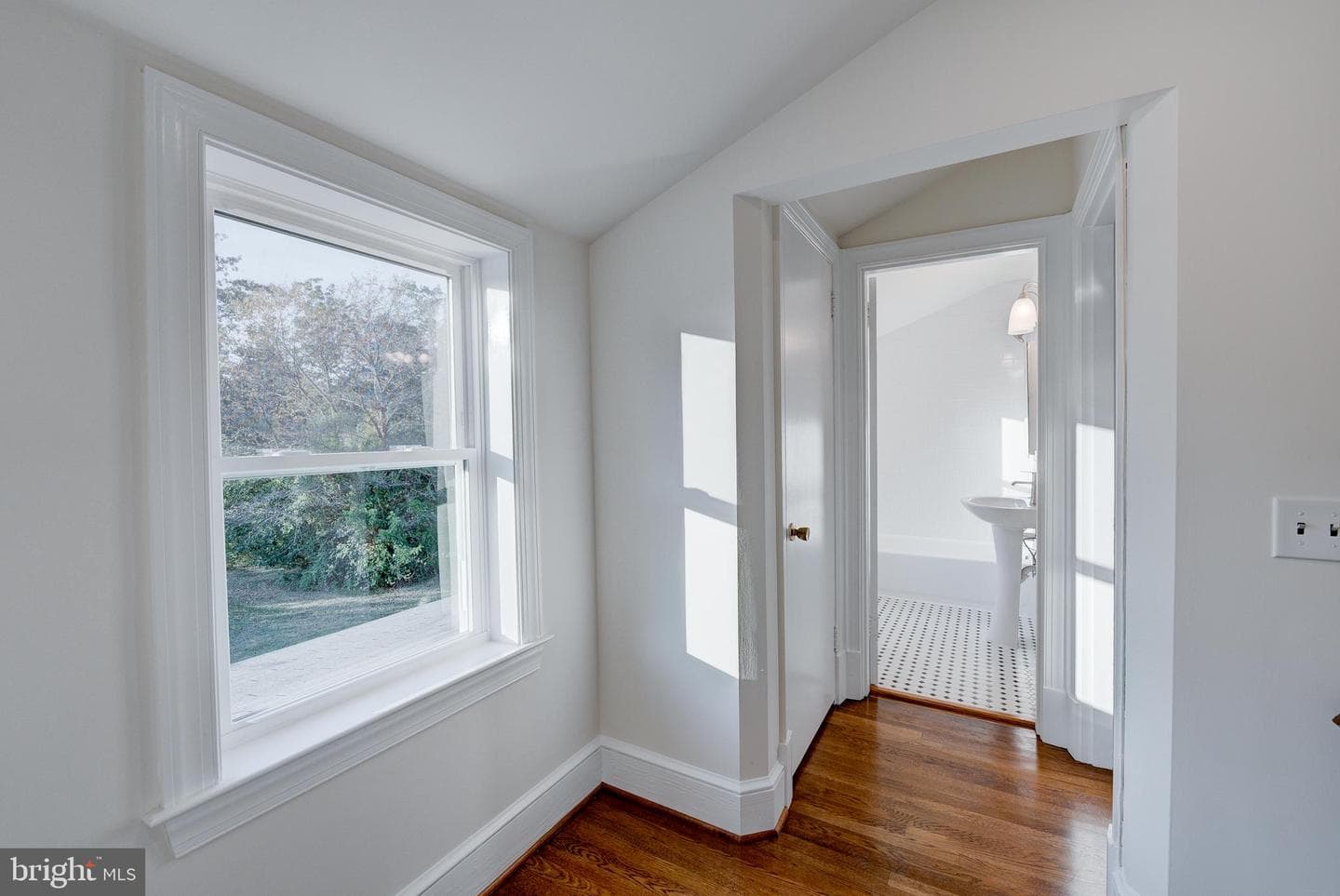 24049 Village Road photo 28