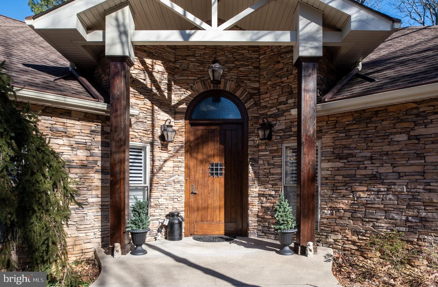 105 Elm Court photo 6