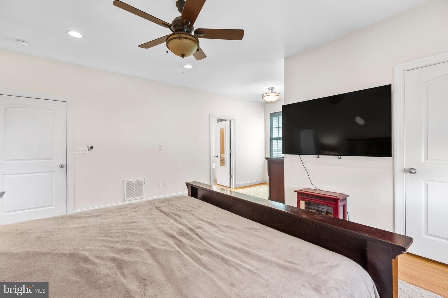 33227 Colonial Lane photo 17