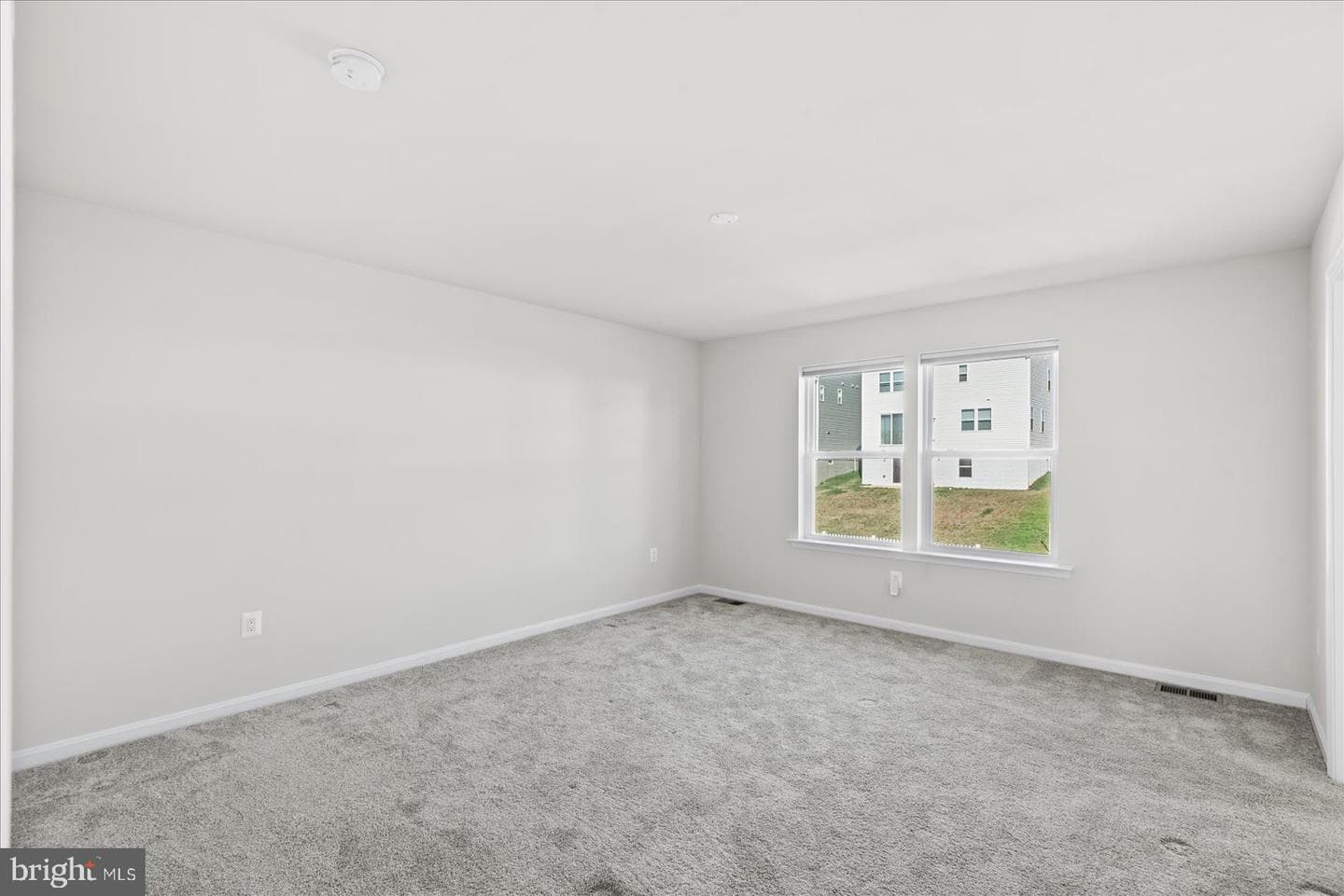 407 Meadows Drive photo 14