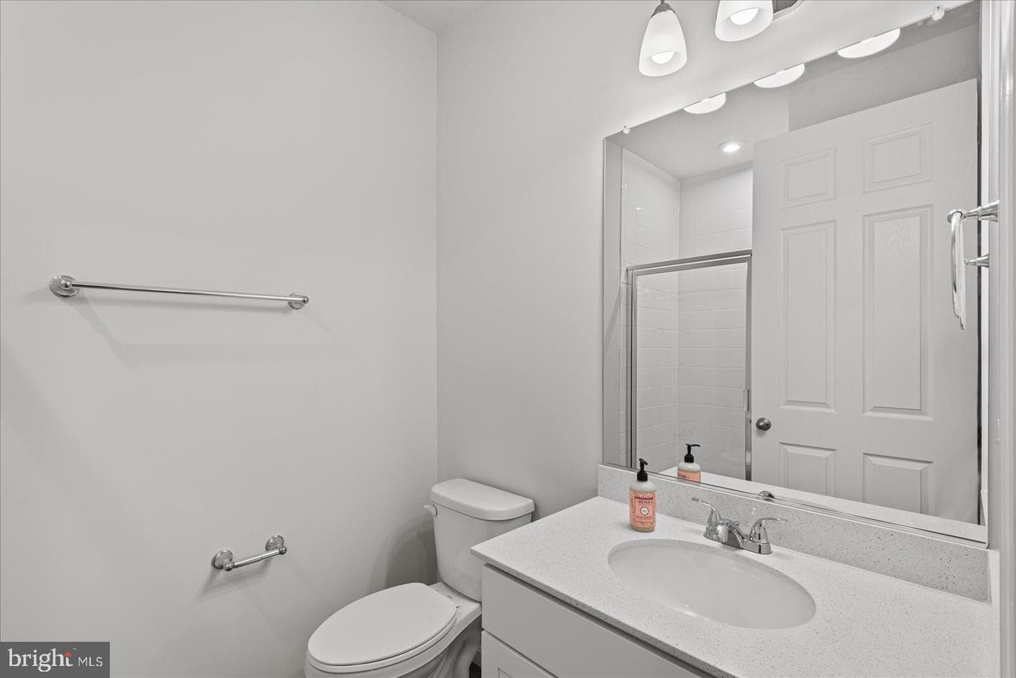 407 Meadows Drive photo 5