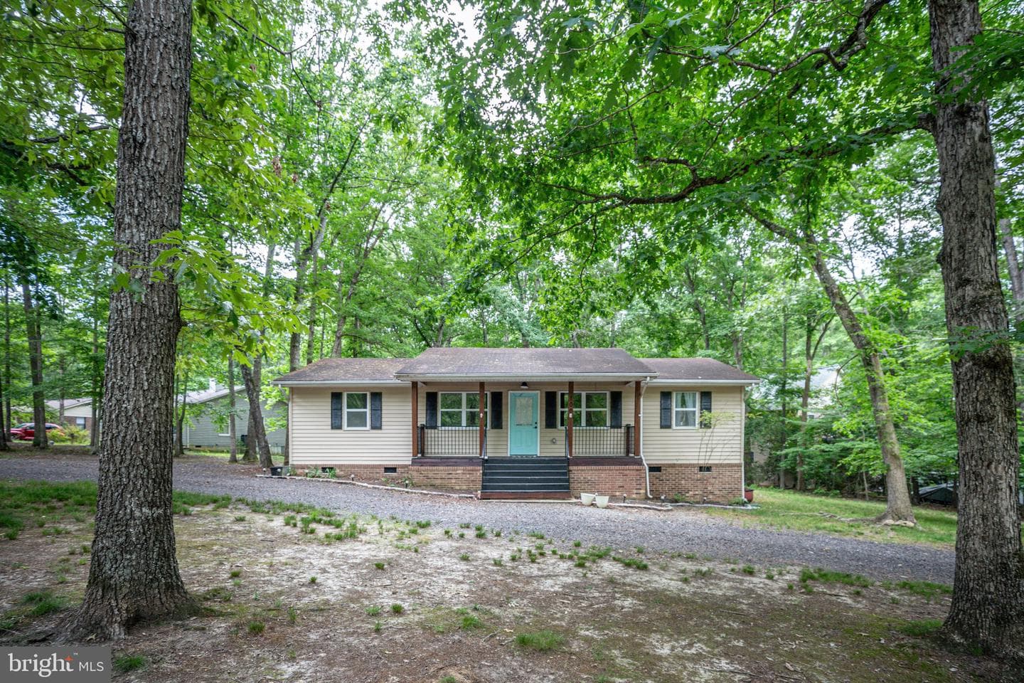 100 Creekside Drive photo 1