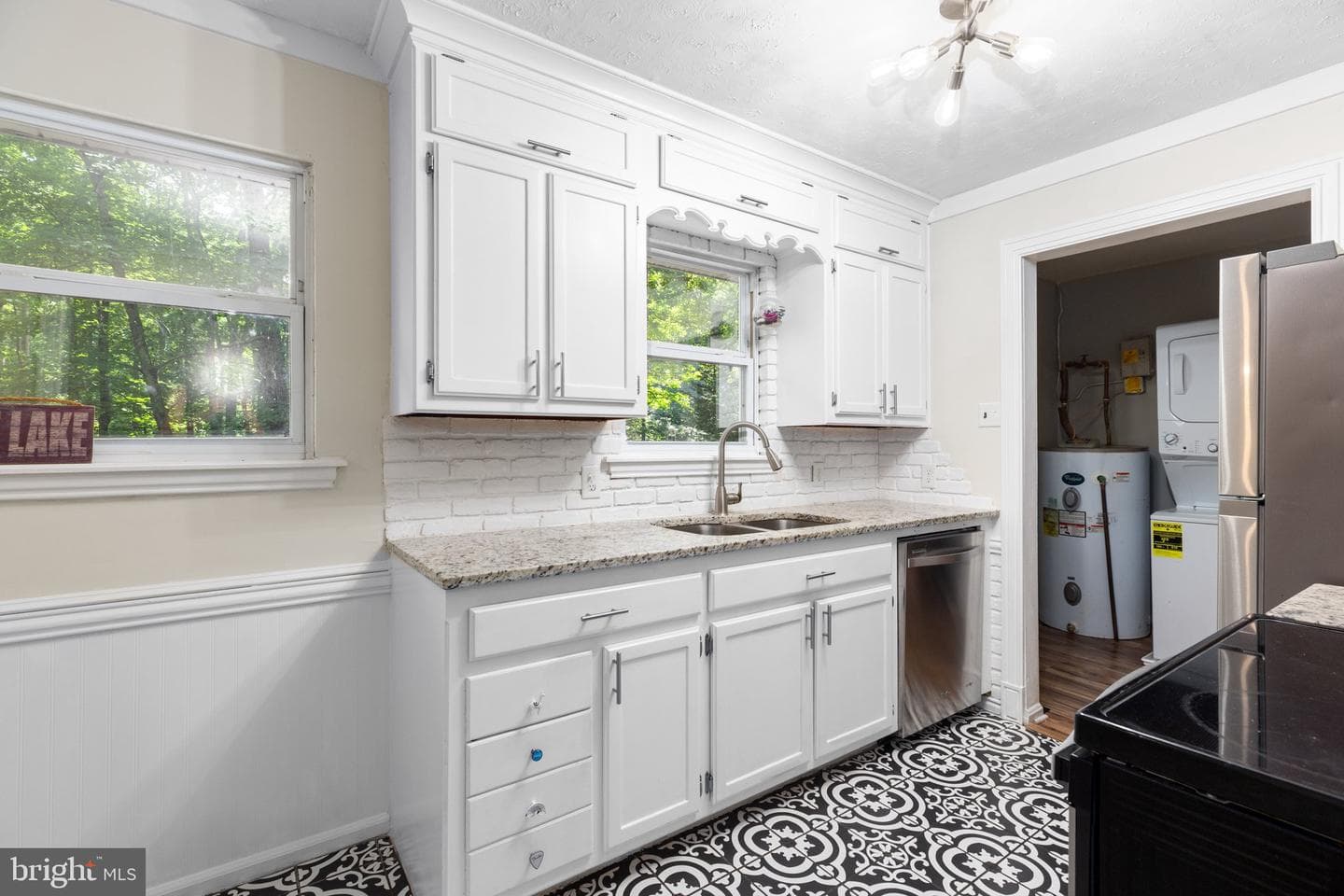 100 Creekside Drive photo 10