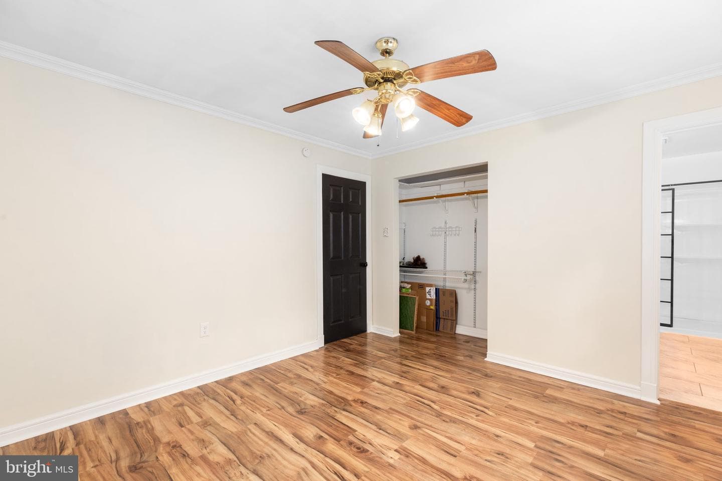 100 Creekside Drive photo 15
