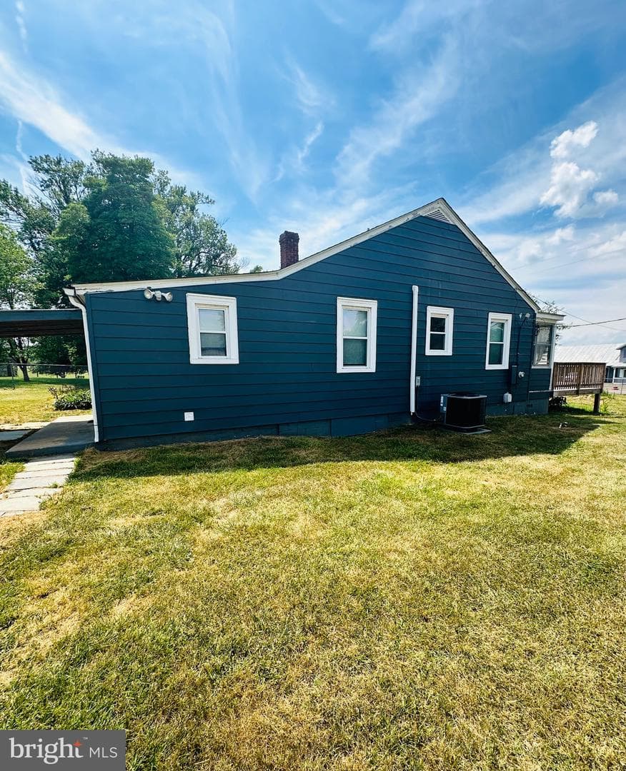 23334 Village Road photo 11