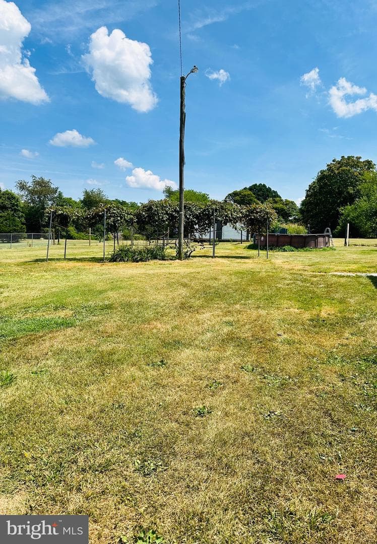 23334 Village Road photo 16