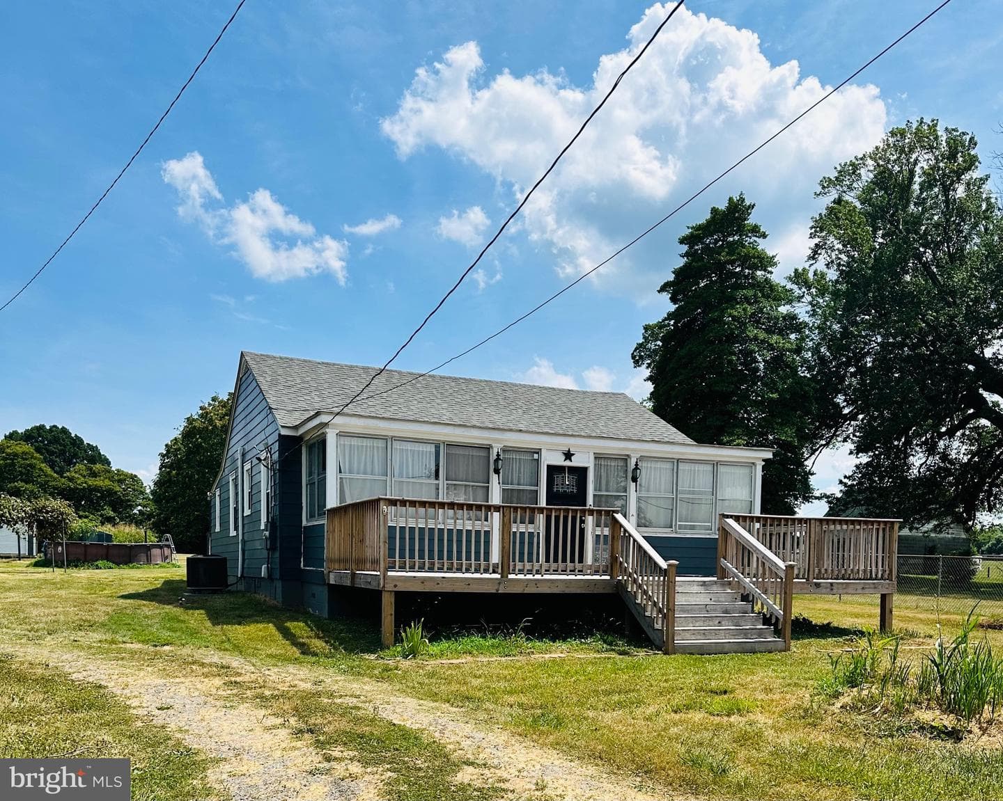 23334 Village Road photo 17