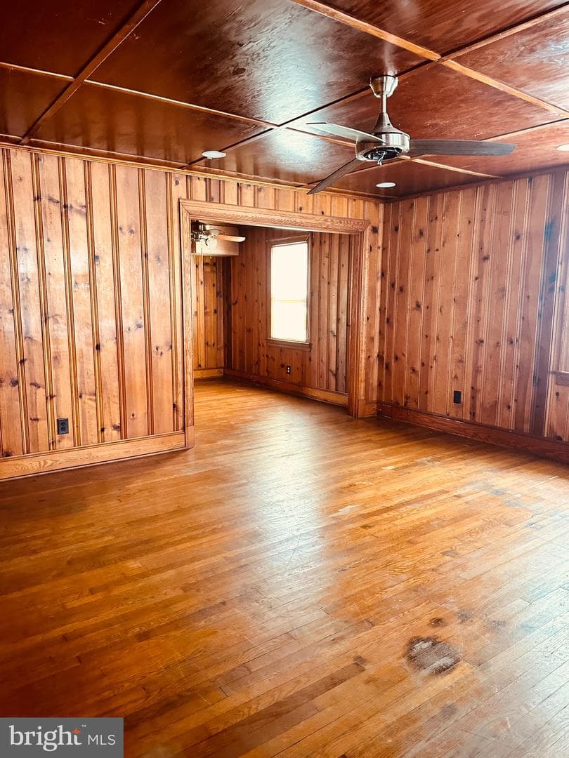 23334 Village Road photo 20