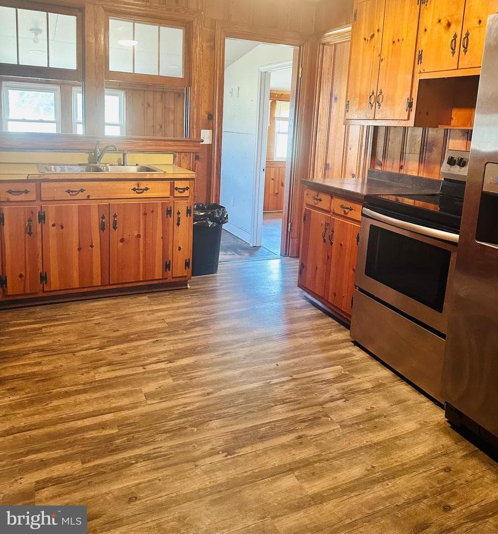 23334 Village Road photo 26