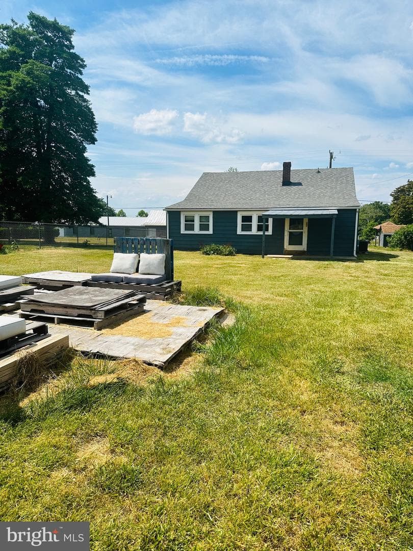23334 Village Road photo 4