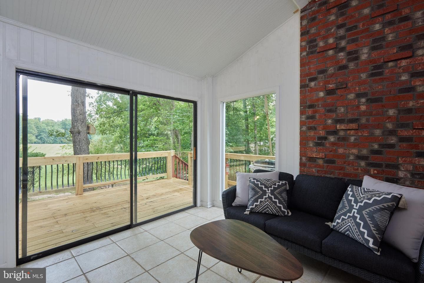 111 Chesterfield Court photo 14