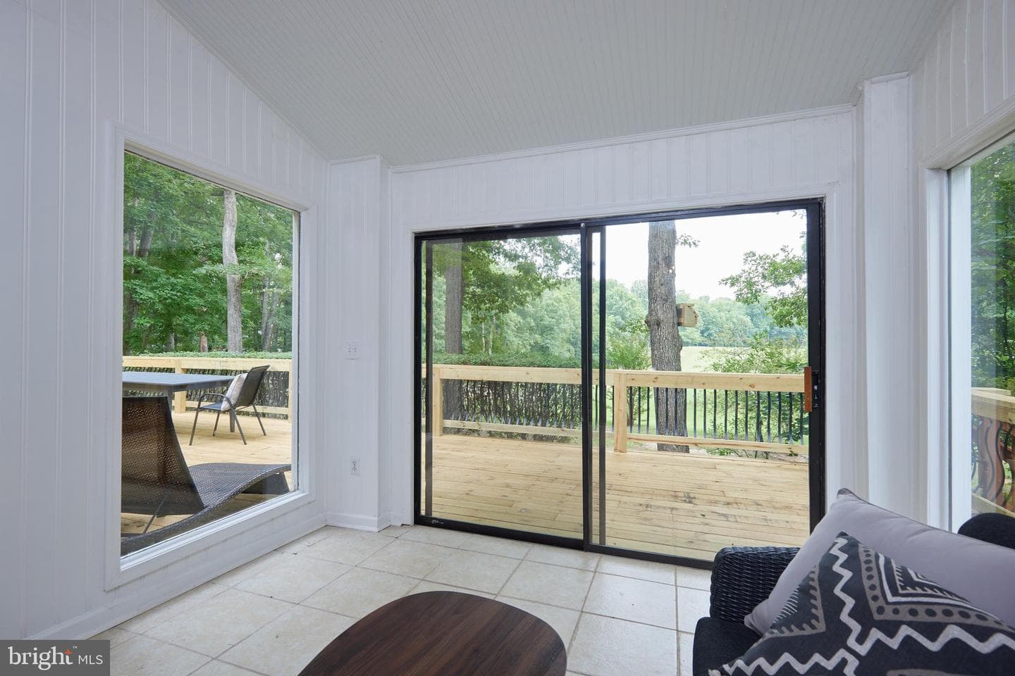 111 Chesterfield Court photo 15