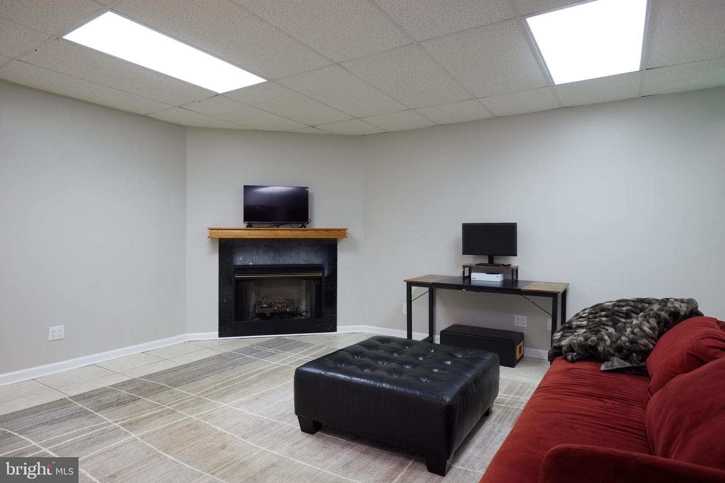 111 Chesterfield Court photo 47