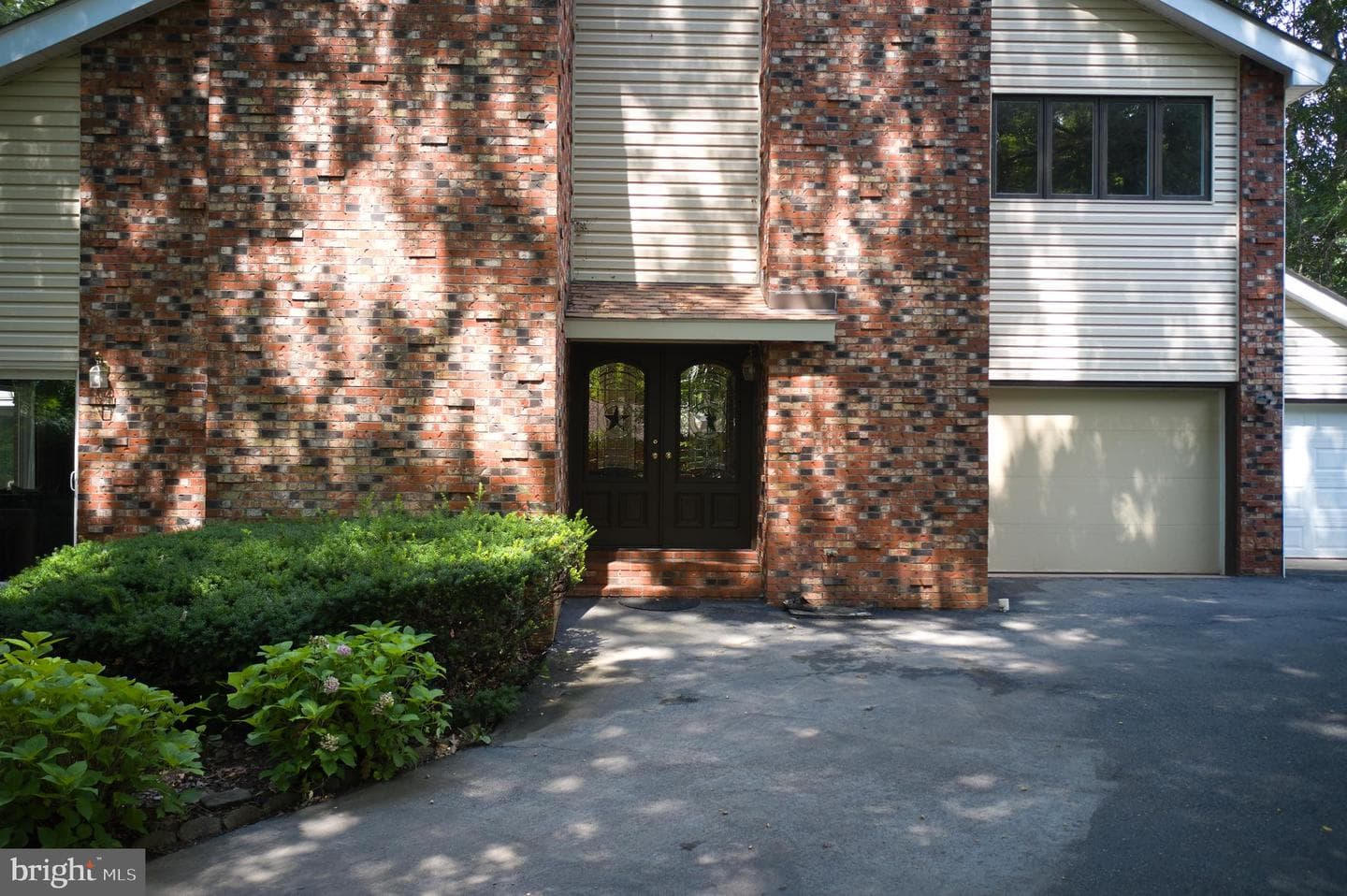 111 Chesterfield Court photo 56