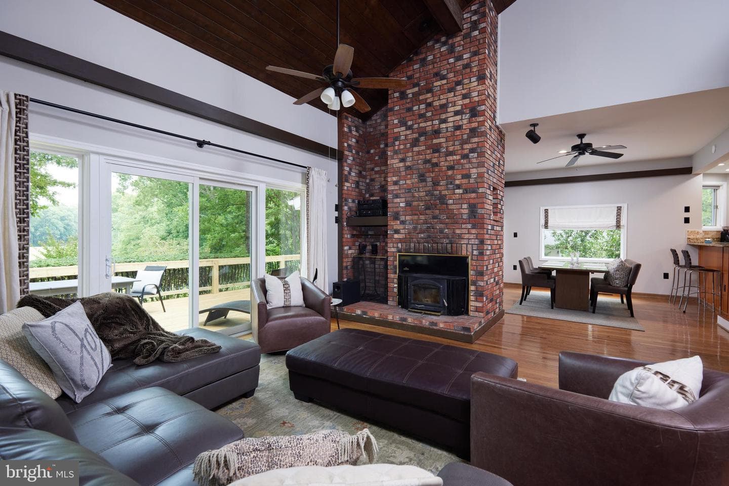 111 Chesterfield Court photo 6