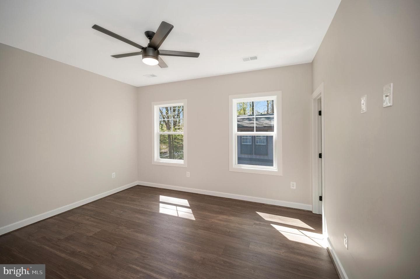 313 Edgehill Drive photo 18