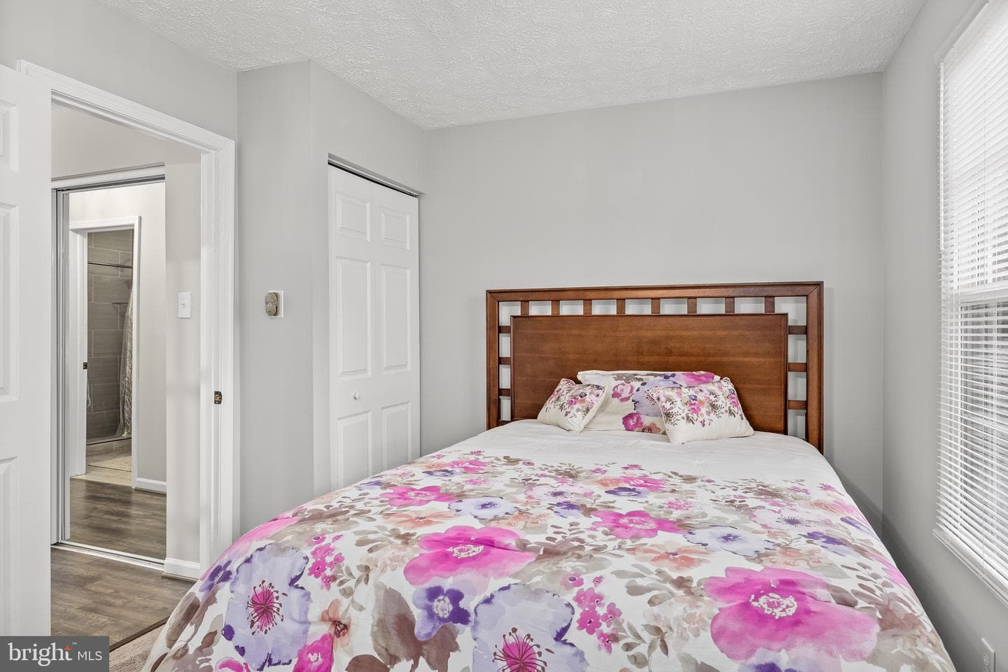 517 Mt Pleasant photo 26