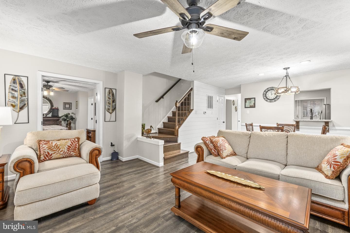 517 Mt Pleasant photo 32