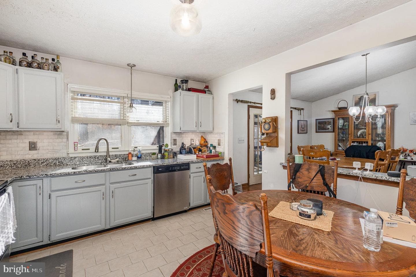 717 Eastover Parkway photo 4