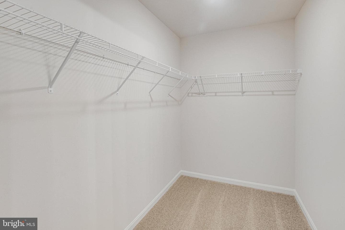 627 Clover Lane photo 11