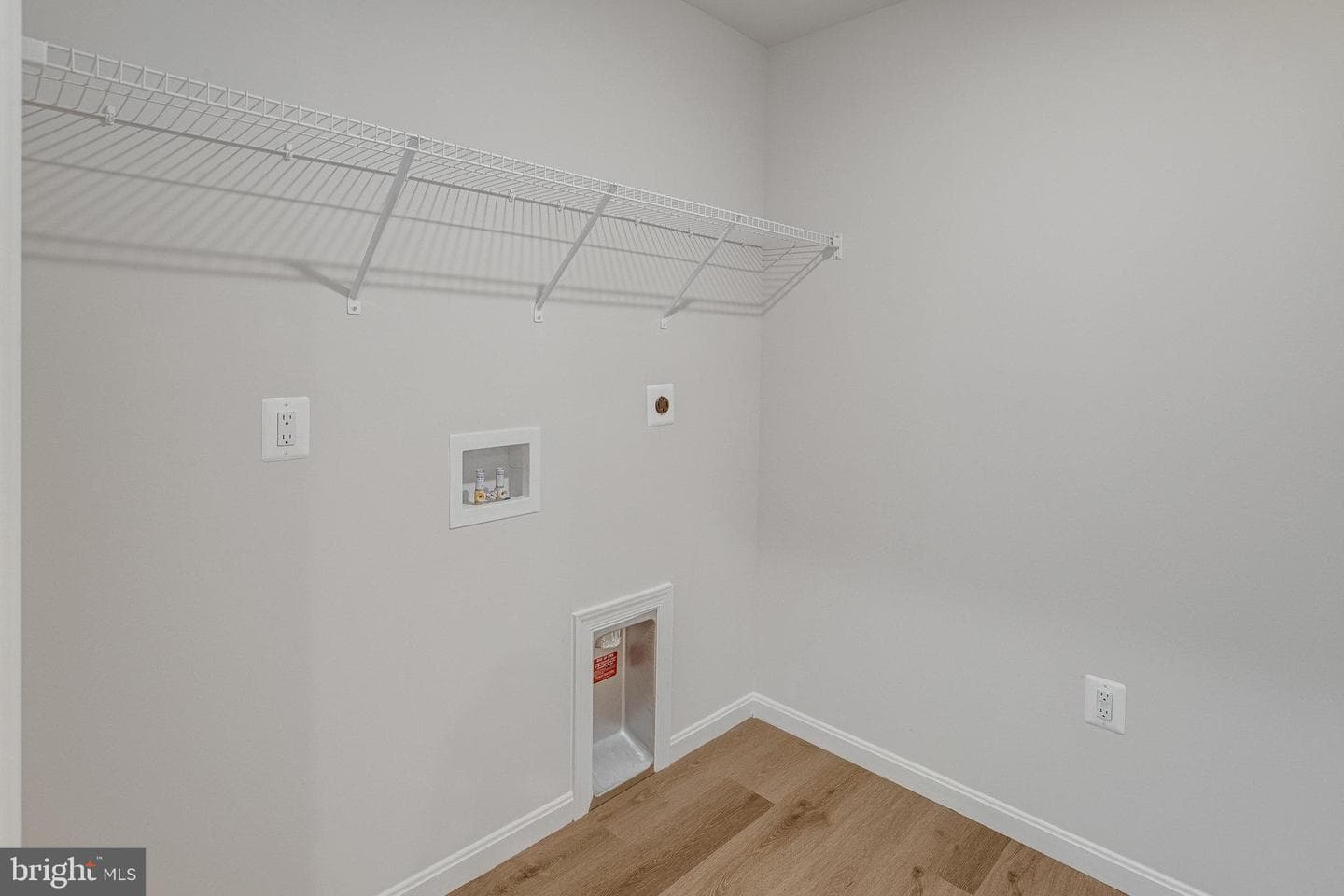 627 Clover Lane photo 16