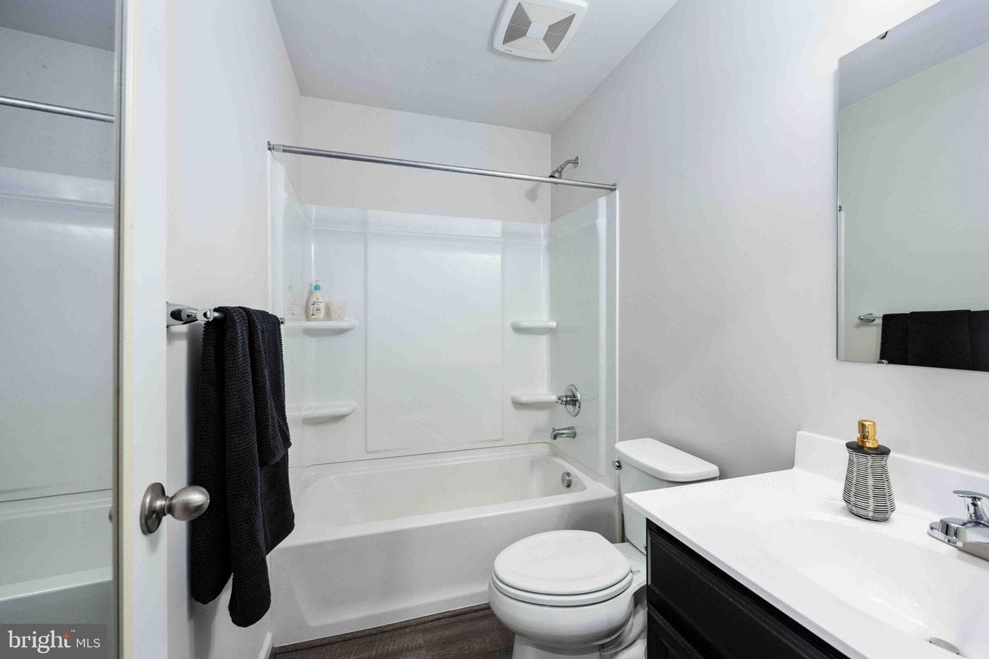 2840 Farzi Circle photo 32
