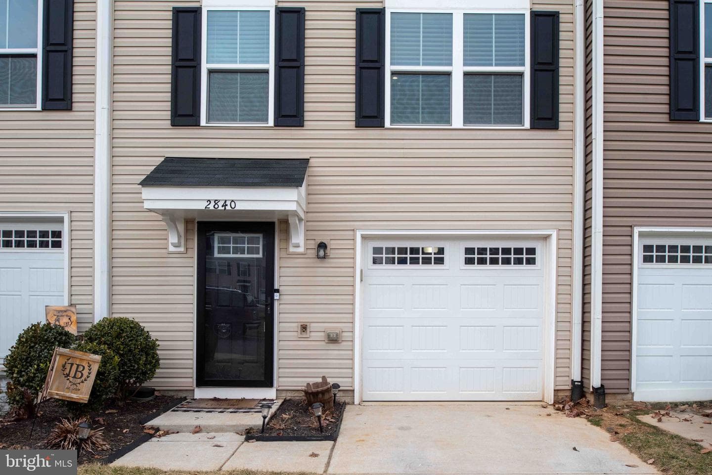 2840 Farzi Circle photo 4
