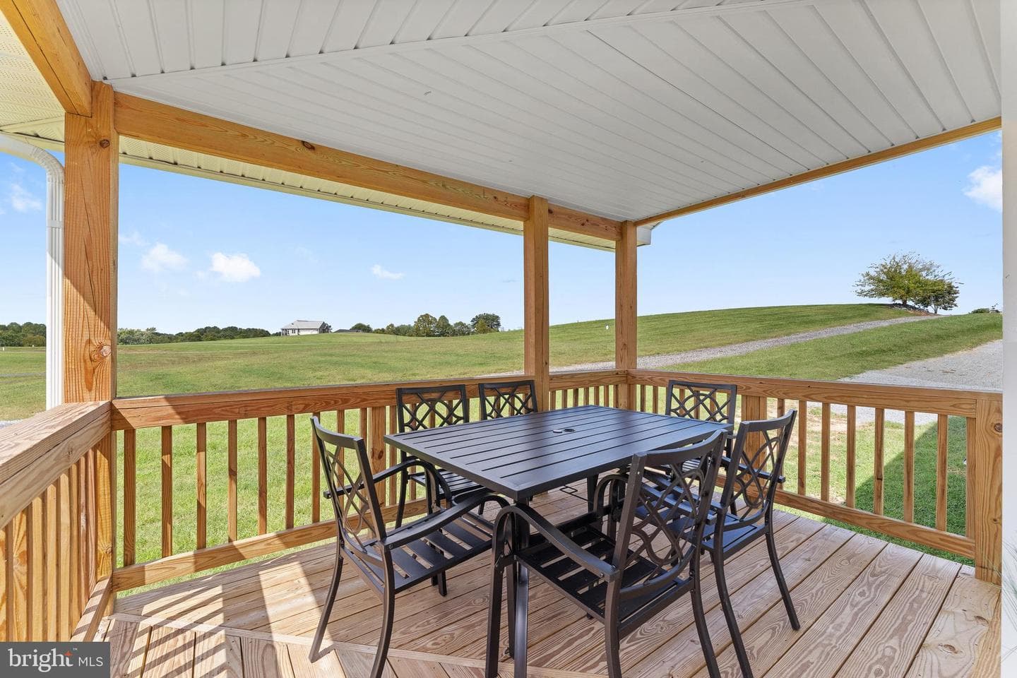 24062 Lands End Drive photo 12