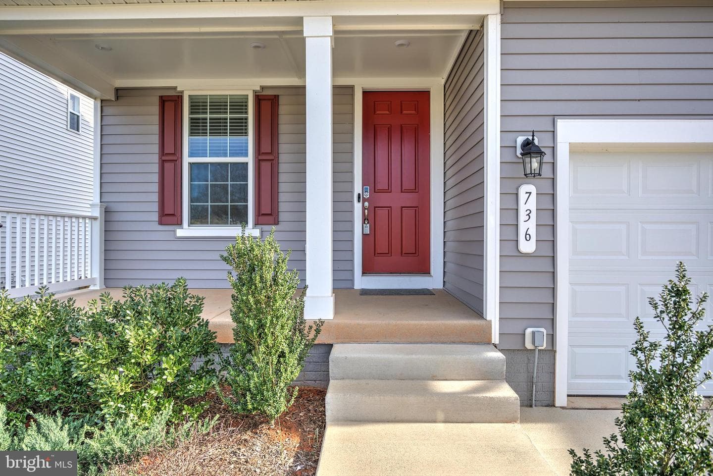 736 Round Hill Drive photo 15