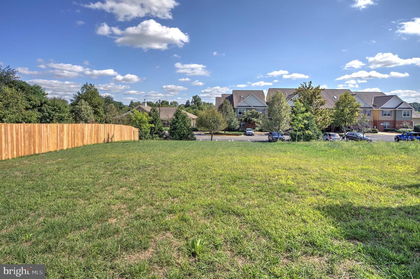 736 Round Hill Drive photo 22
