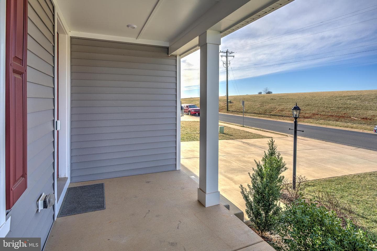 736 Round Hill Drive photo 25